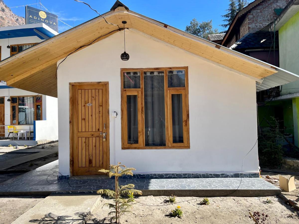 Hotel Adinova Kasol Exteriör bild