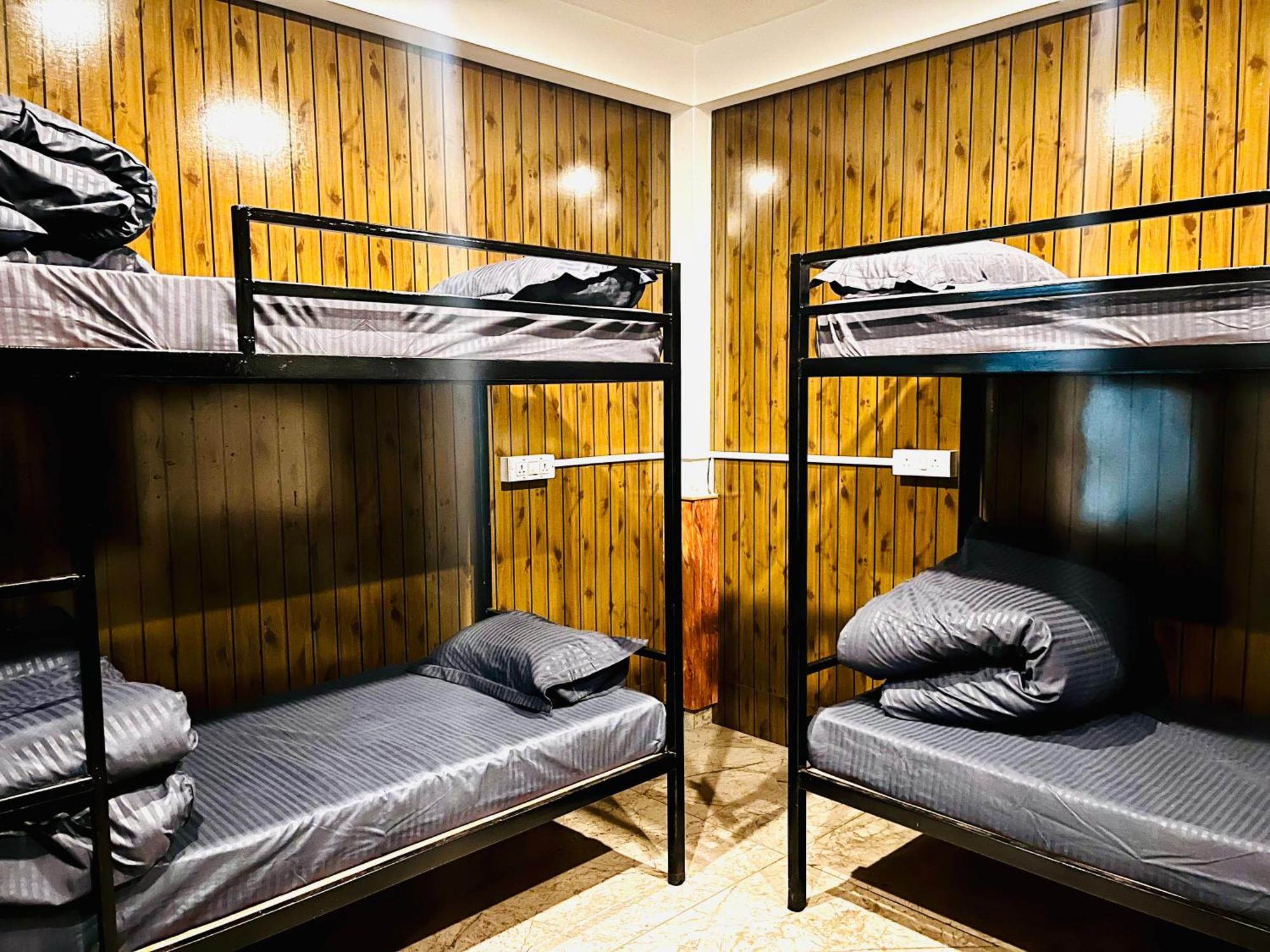 Hotel Adinova Kasol Exteriör bild